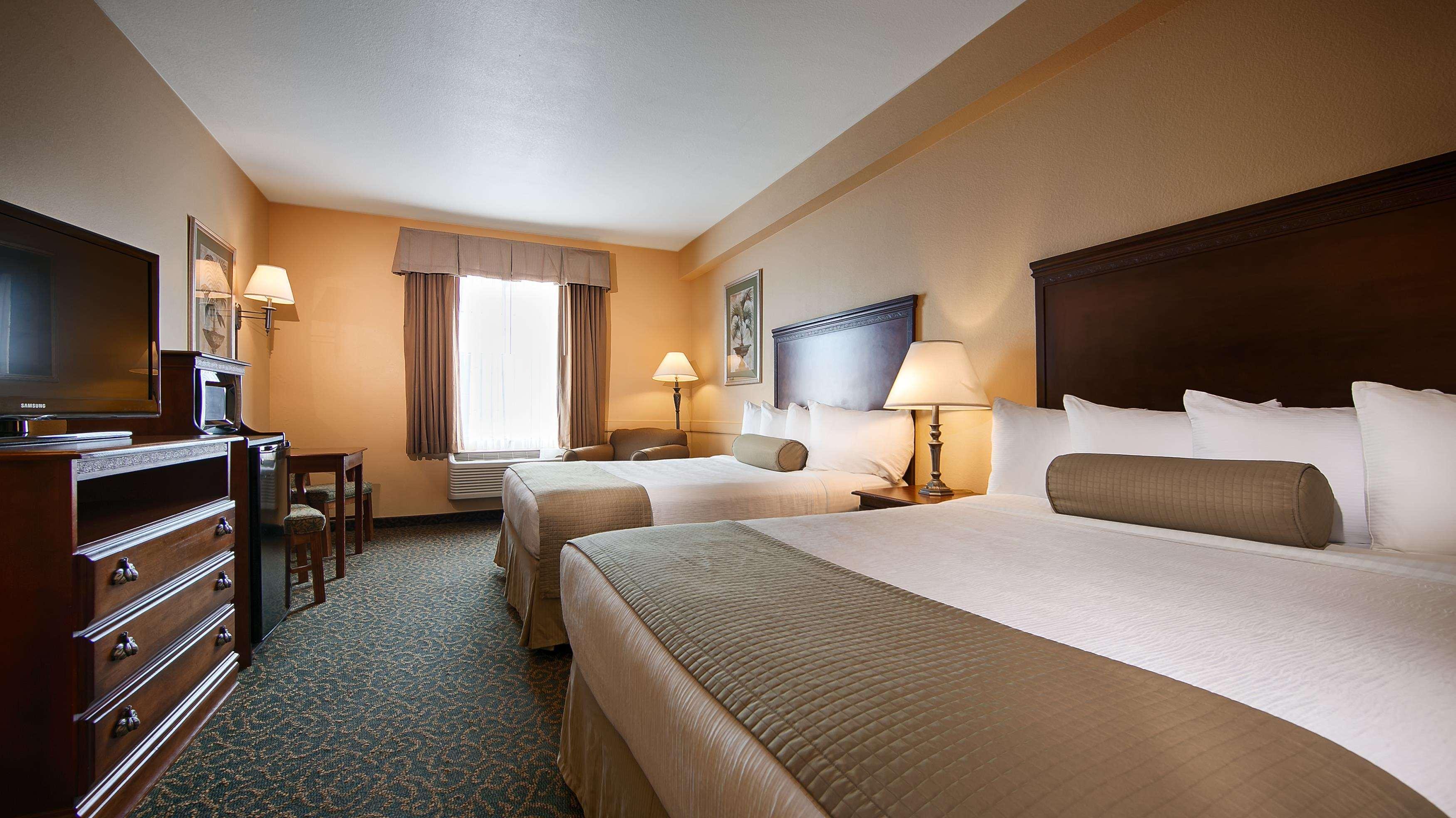 Best Western Plus Executive Hotel & Suites Sulphur Exterior photo