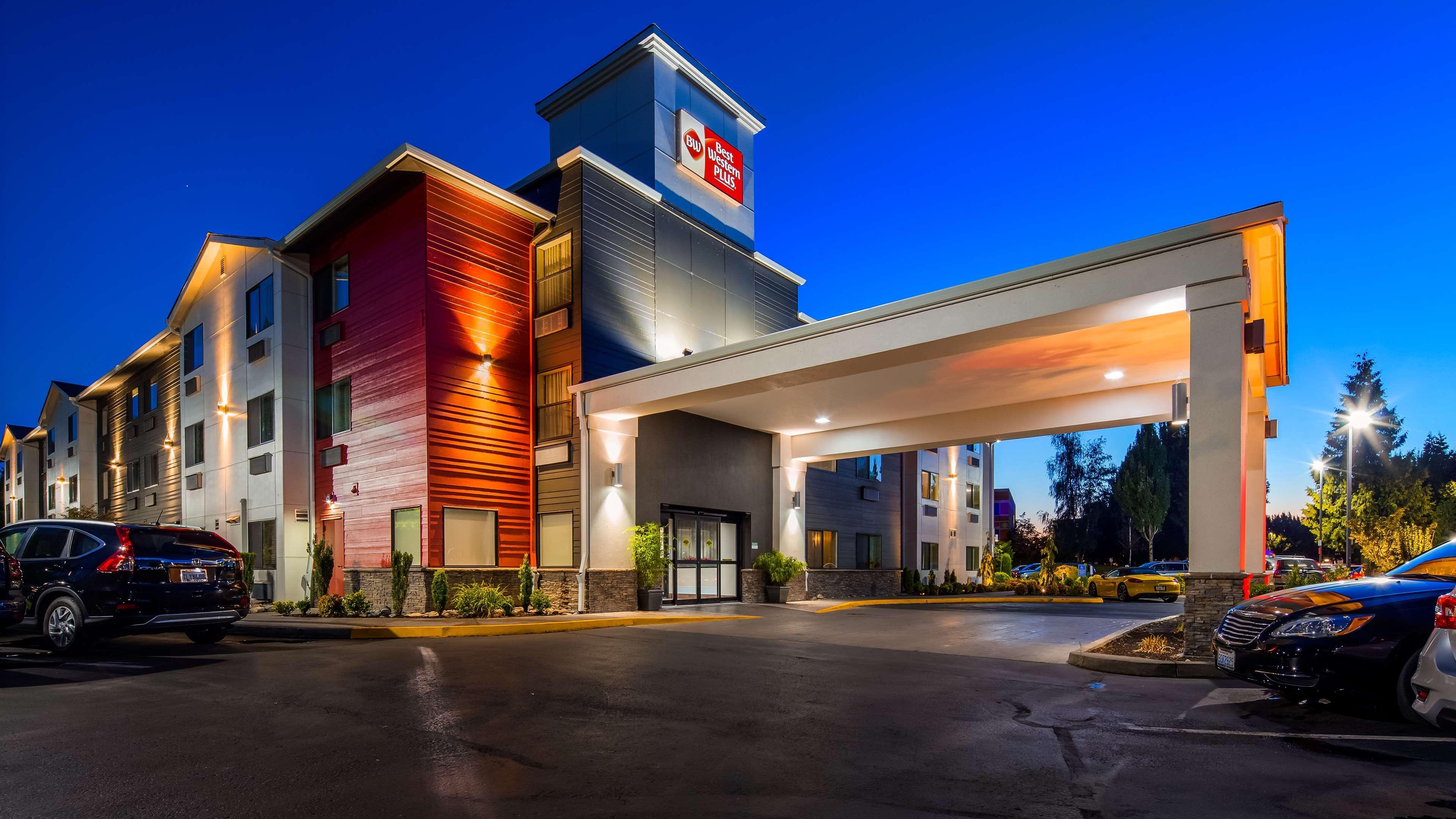 Best Western Plus Executive Hotel & Suites Sulphur Exterior photo