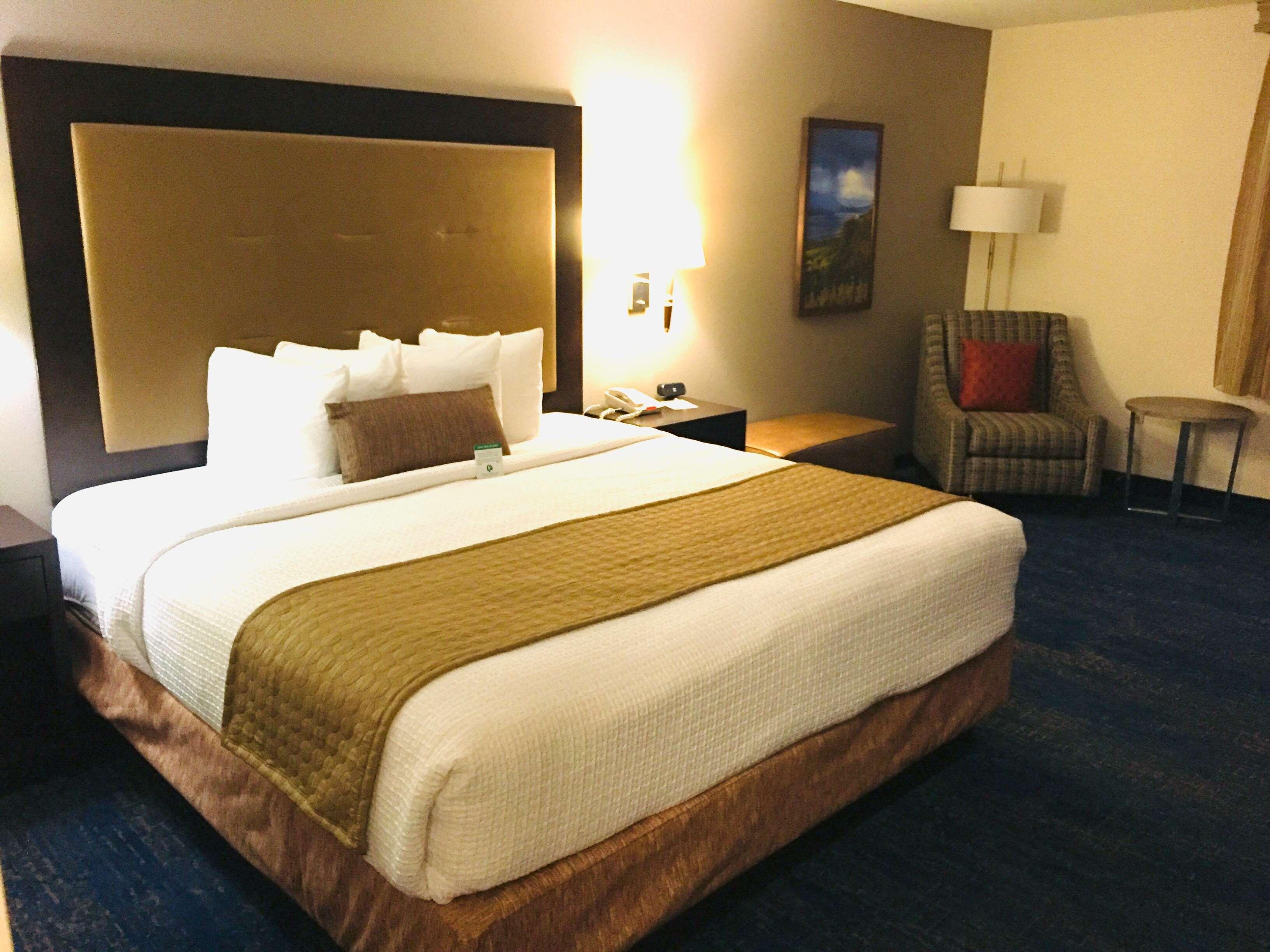 Best Western Plus Executive Hotel & Suites Sulphur Exterior photo